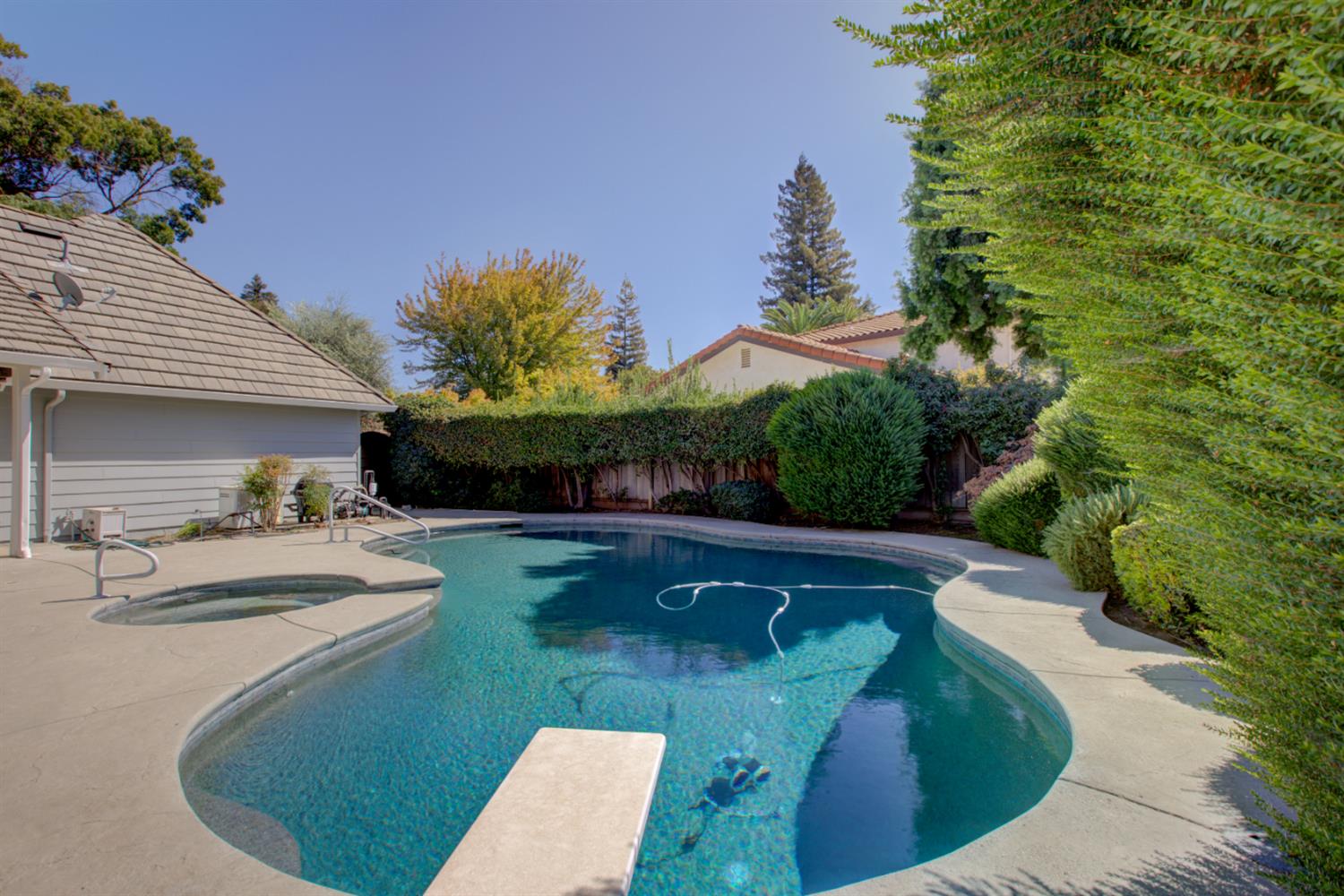 2500 Barola Ln, Modesto, CA 95356