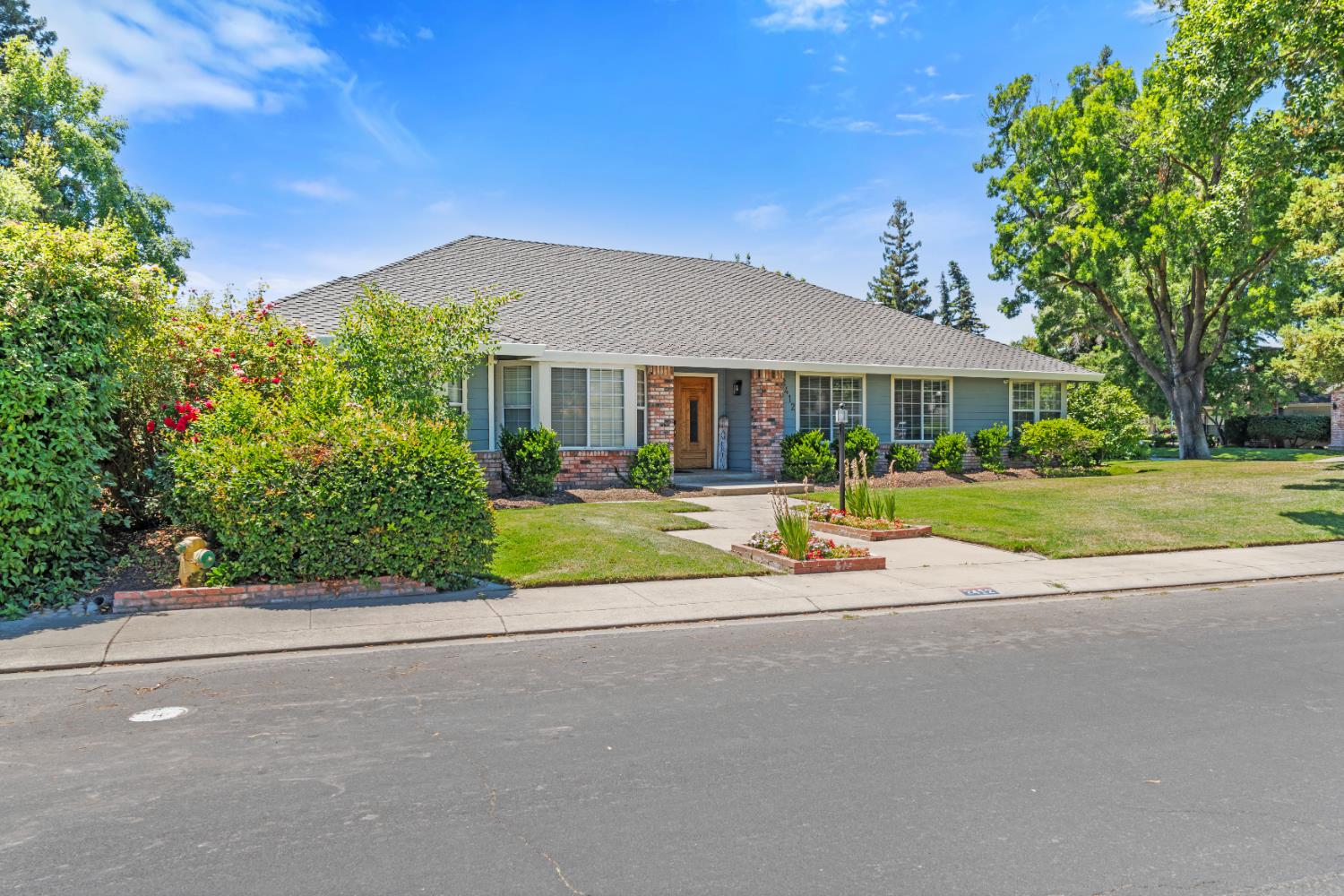 2412 Chianti Cir, Modesto, CA 95356