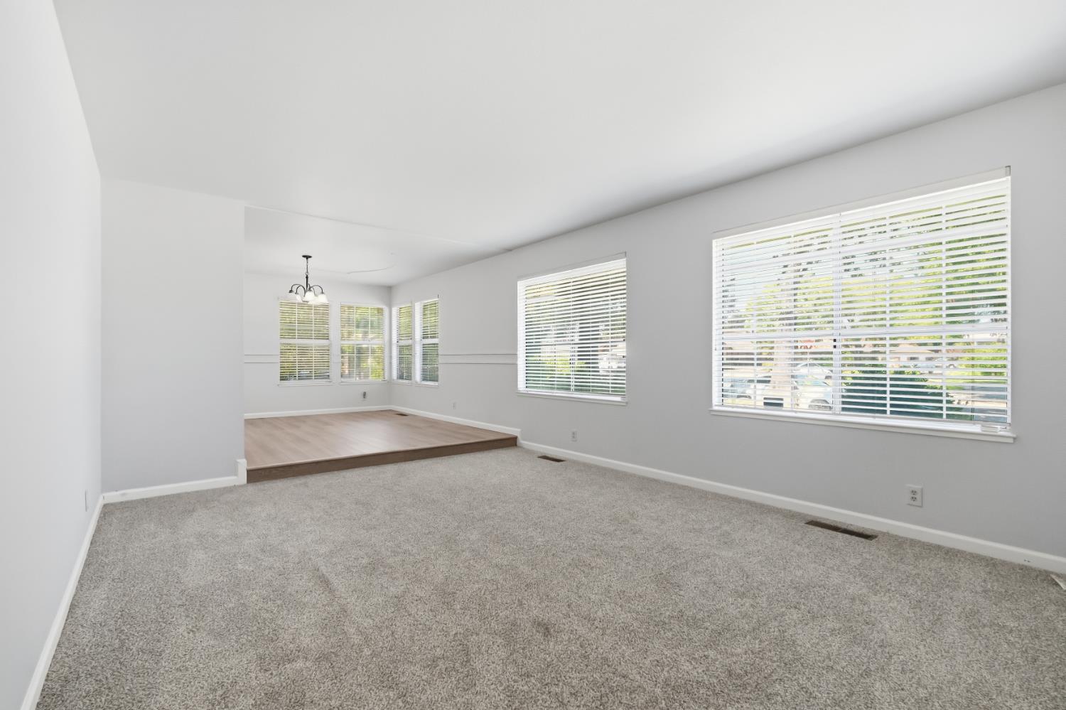 2412 Chianti Cir, Modesto, CA 95356