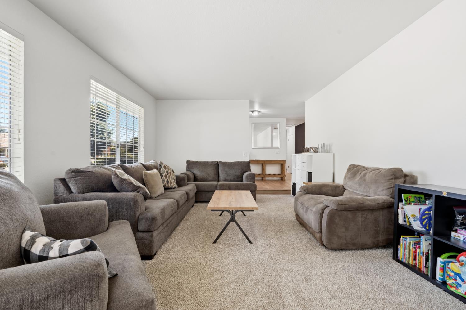 2412 Chianti Cir, Modesto, CA 95356