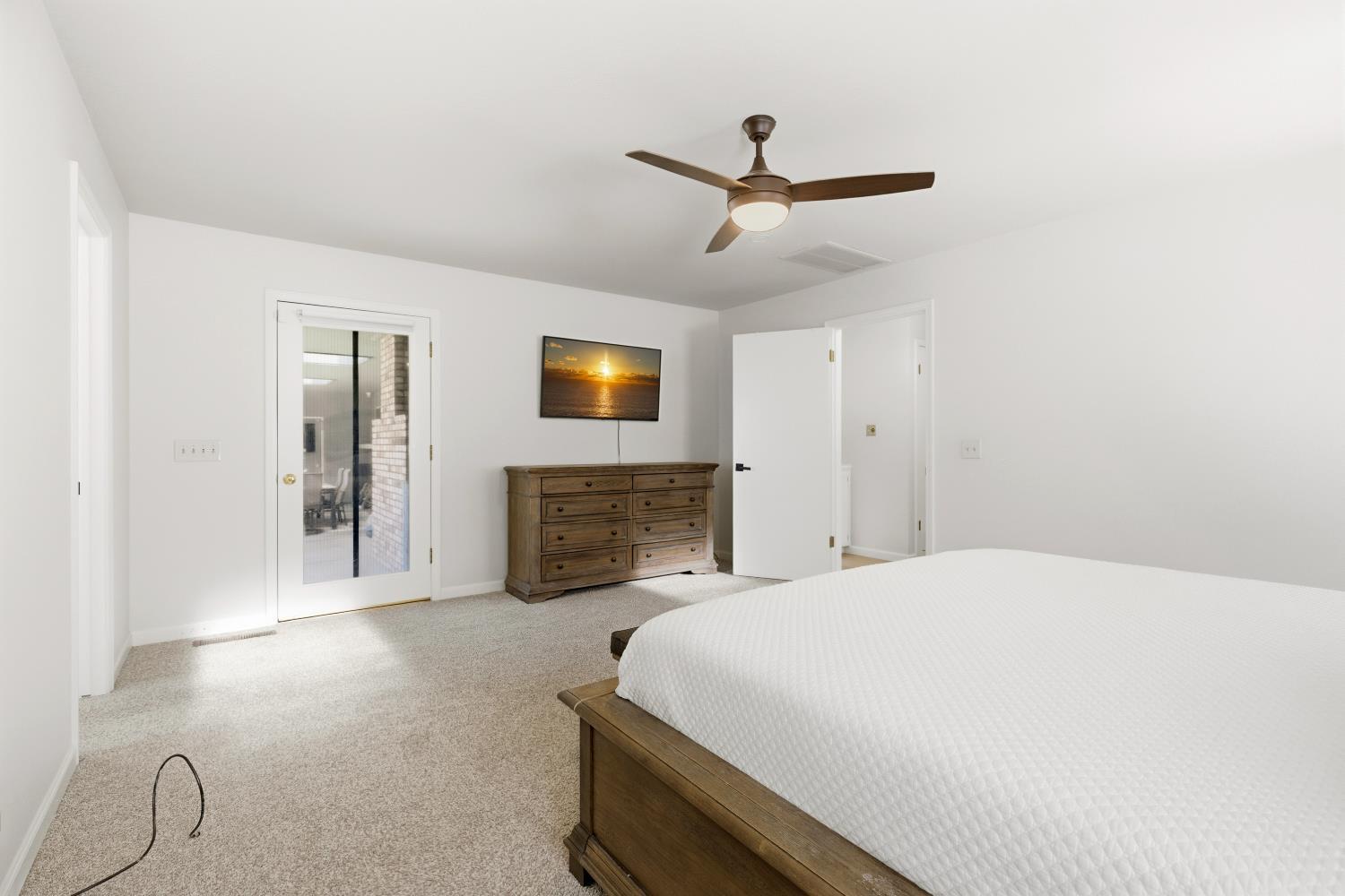 2412 Chianti Cir, Modesto, CA 95356