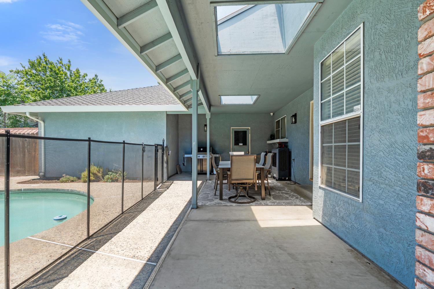2412 Chianti Cir, Modesto, CA 95356