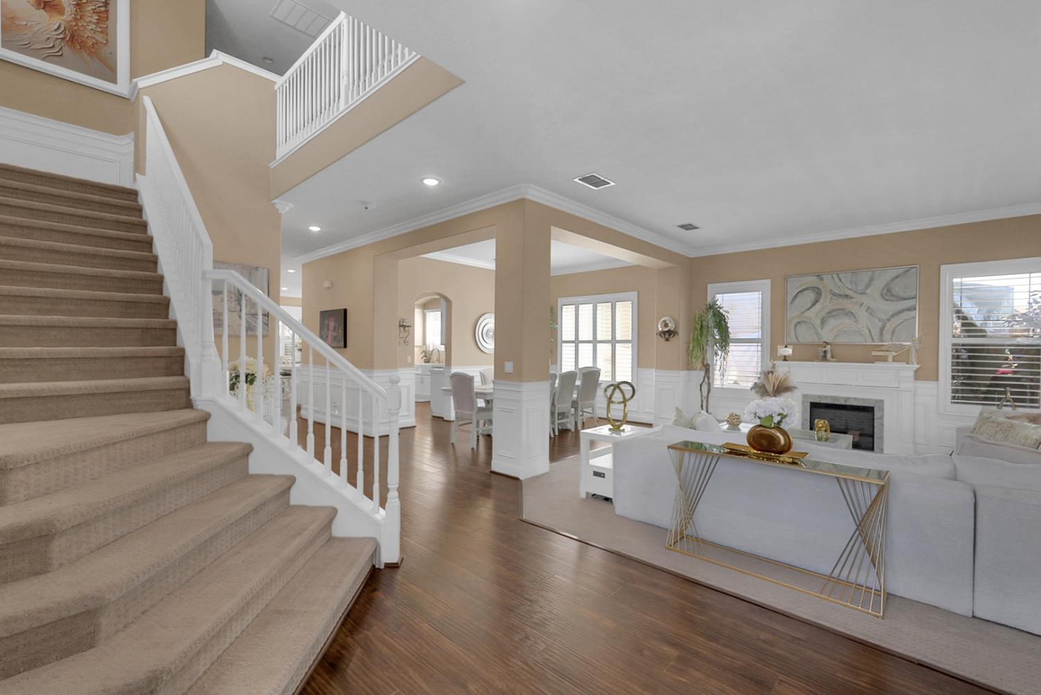 677 Stetson Dr, Oakdale, CA 95361