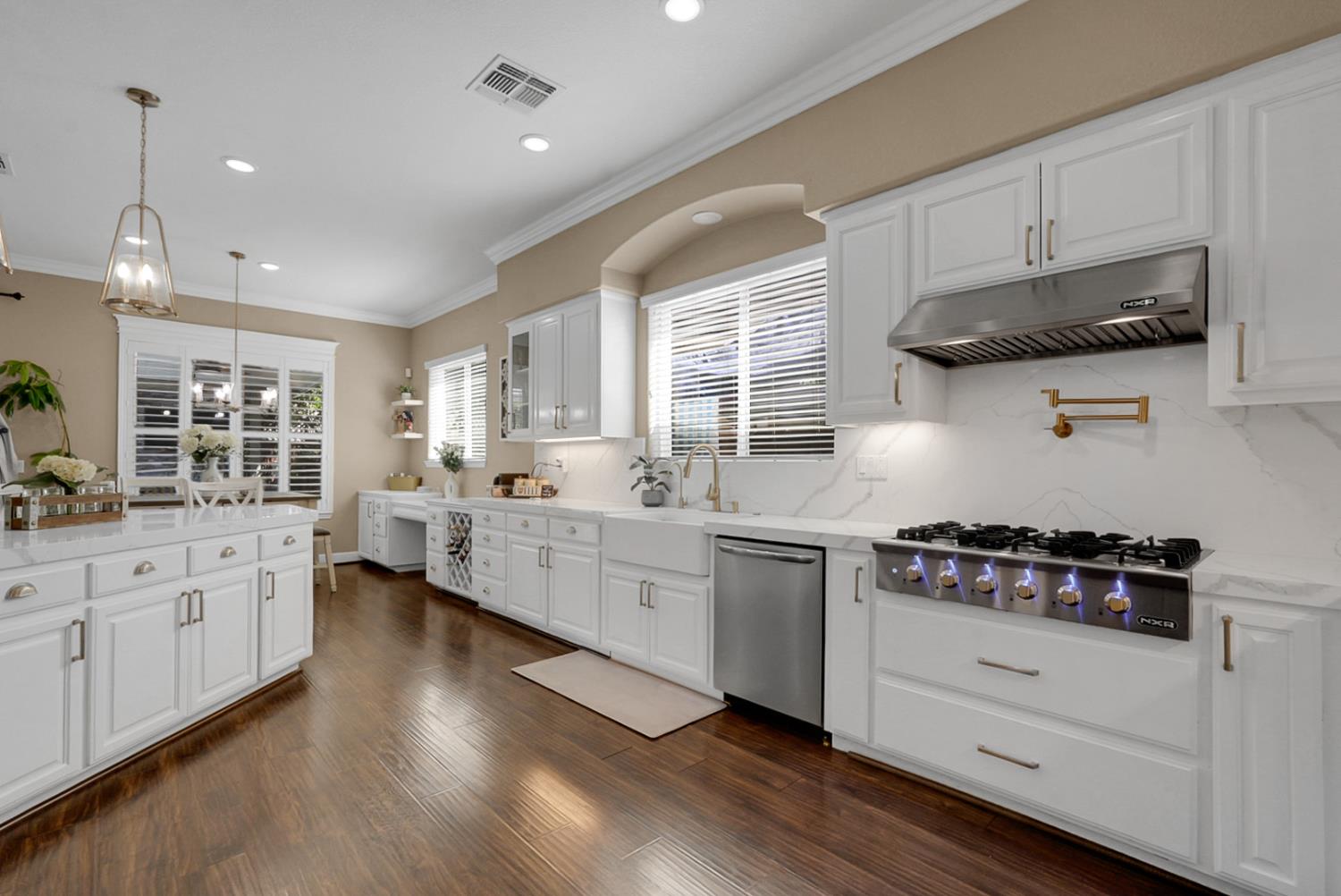 677 Stetson Dr, Oakdale, CA 95361