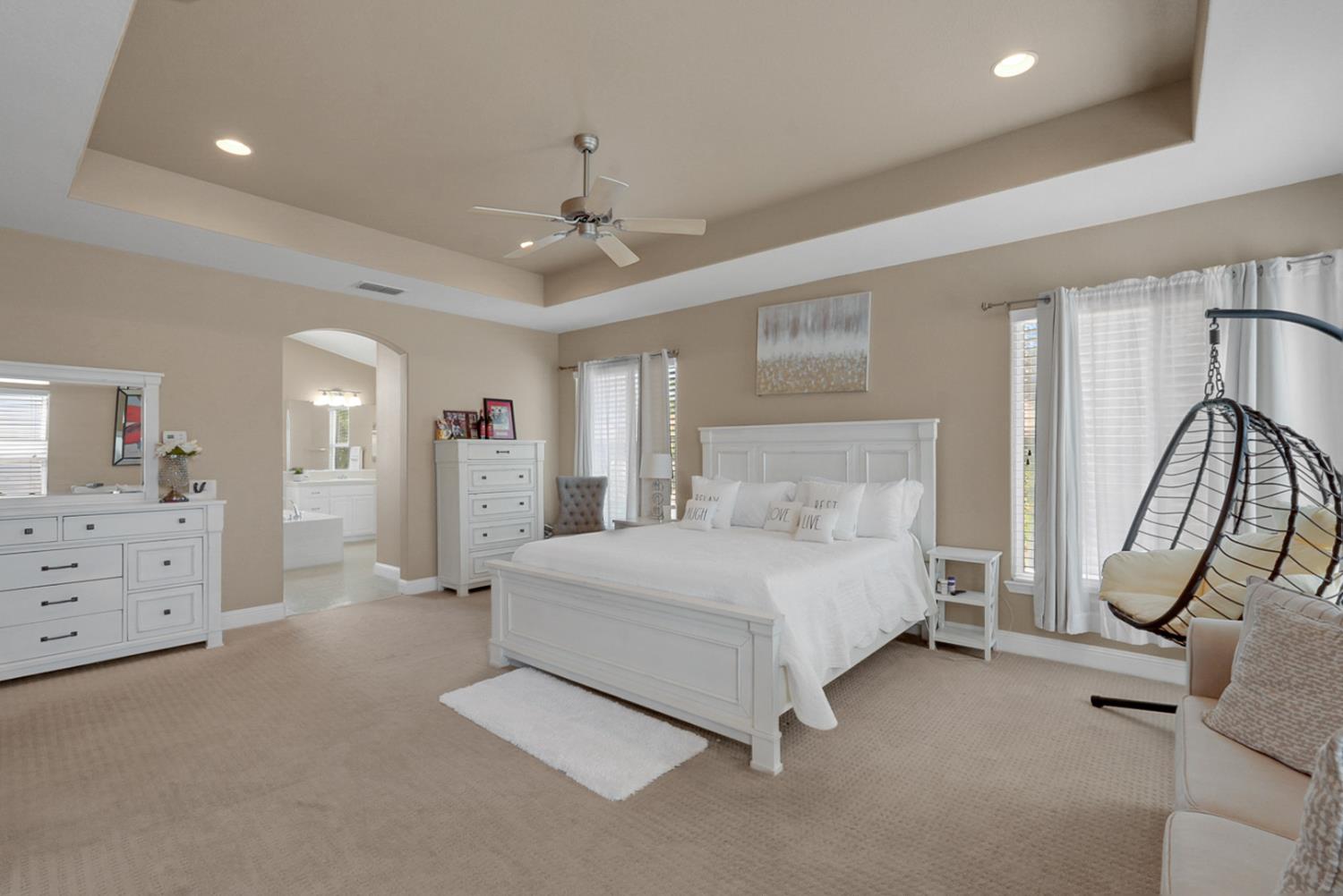 677 Stetson Dr, Oakdale, CA 95361