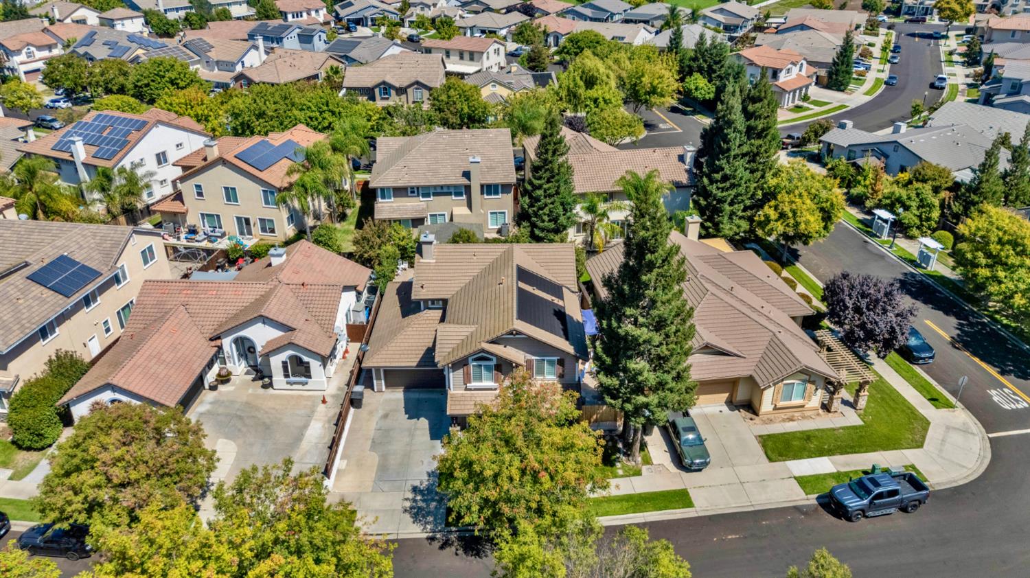 677 Stetson Dr, Oakdale, CA 95361
