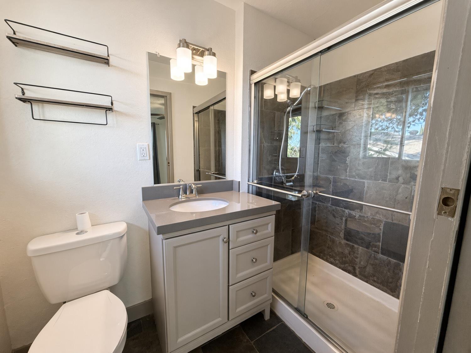 3589 Signal Hill Trl, Copperopolis, CA 95228