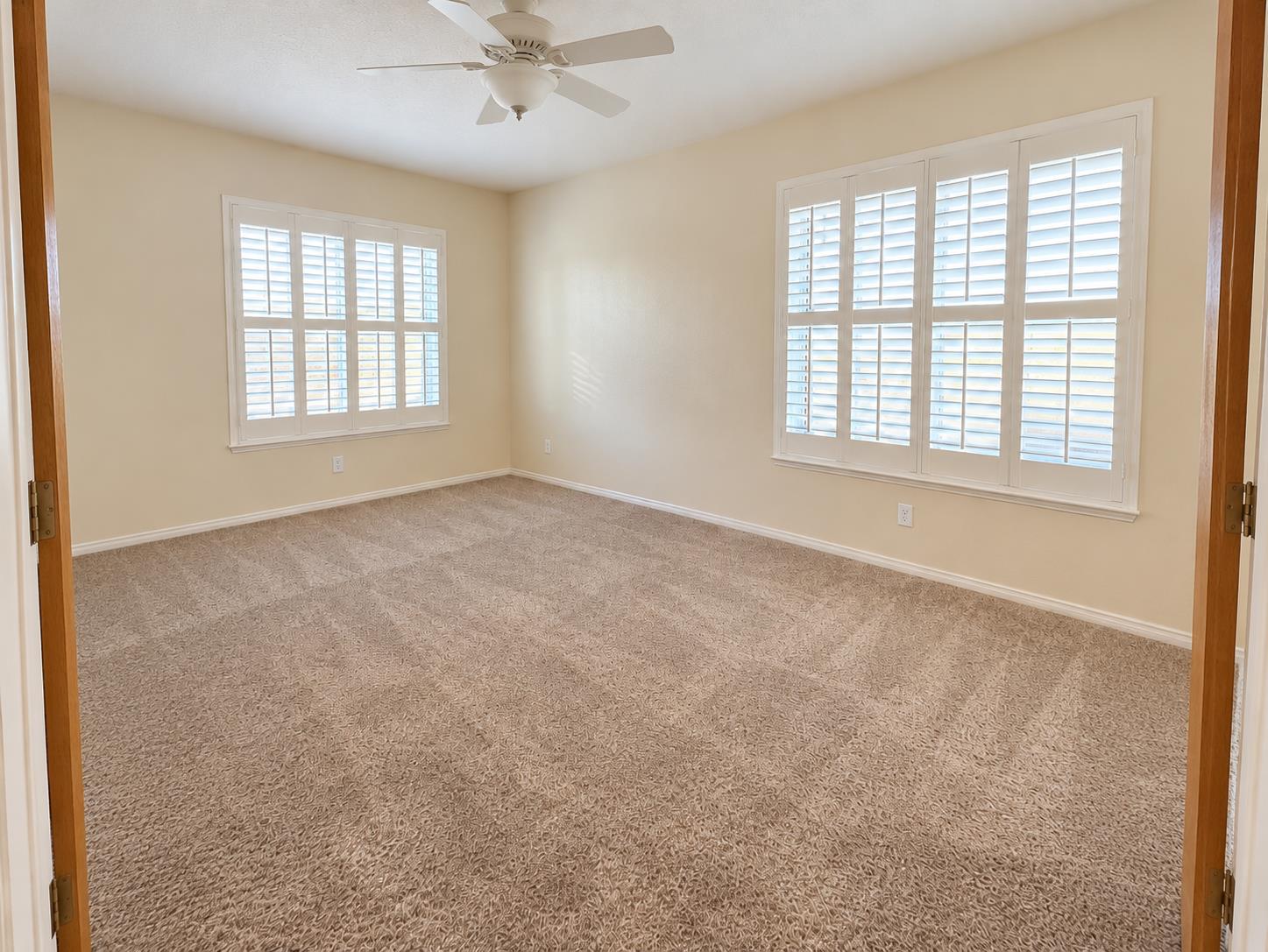 1235 River Bluff Dr, Oakdale, CA 95361