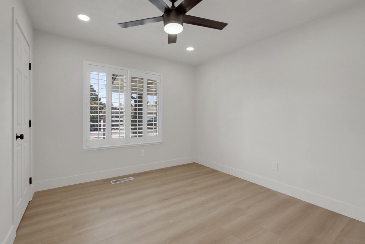 3420 Bridle Path Ln, Modesto, CA 95356