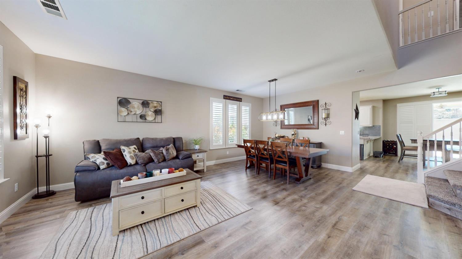 1816 Ville Franche Way, Modesto, CA 95356