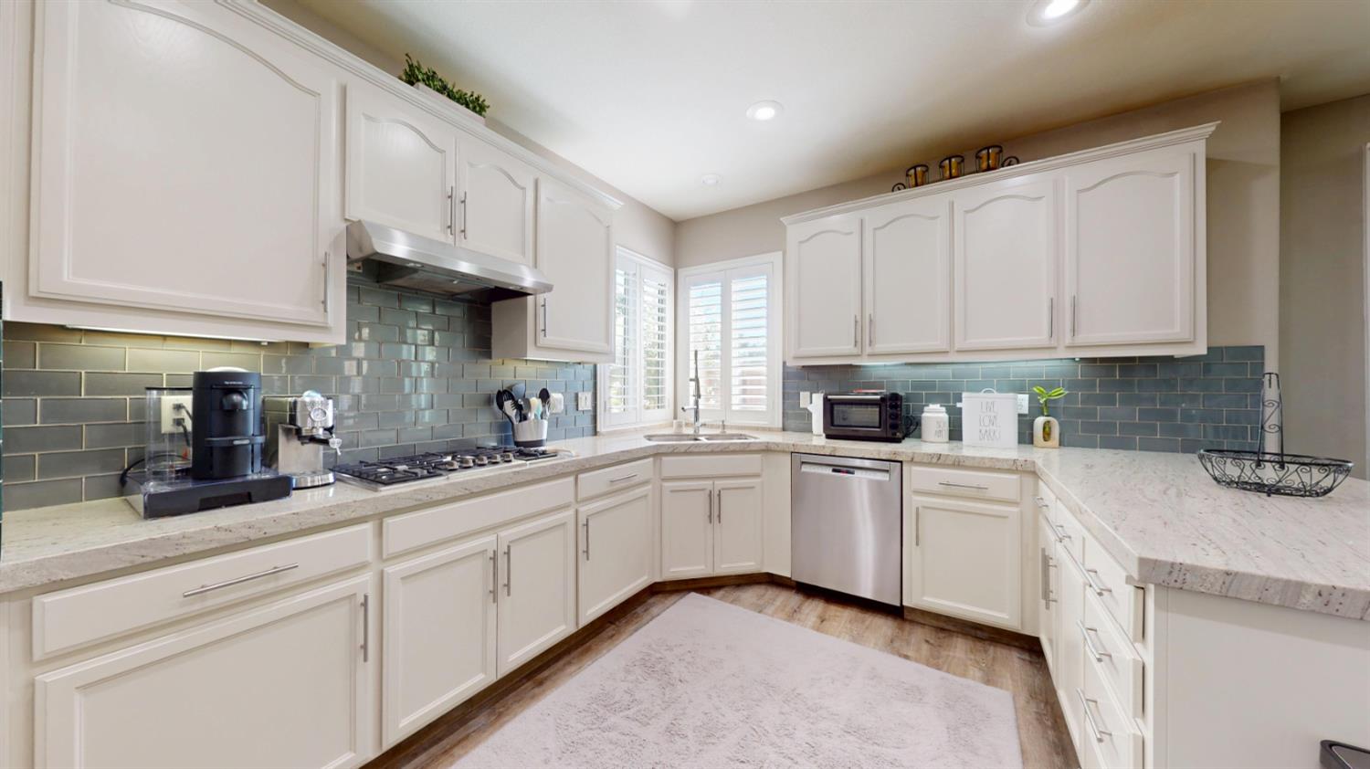 1816 Ville Franche Way, Modesto, CA 95356