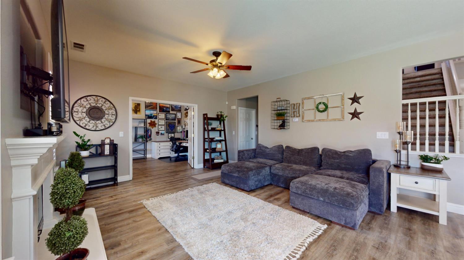 1816 Ville Franche Way, Modesto, CA 95356
