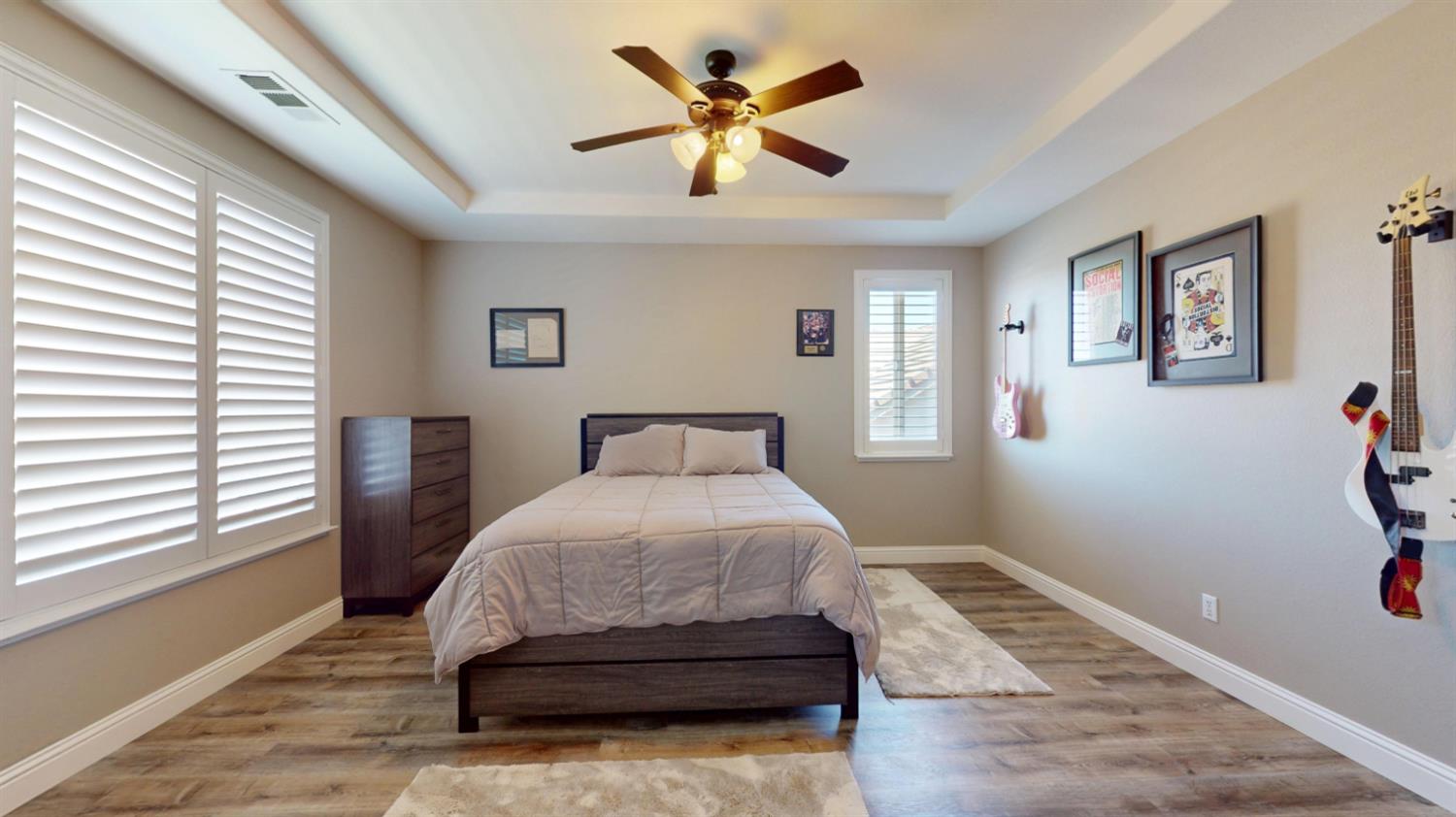 1816 Ville Franche Way, Modesto, CA 95356
