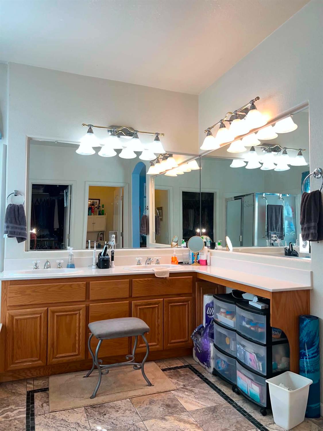 4113 N Keepsake Dr, Modesto, CA 95356