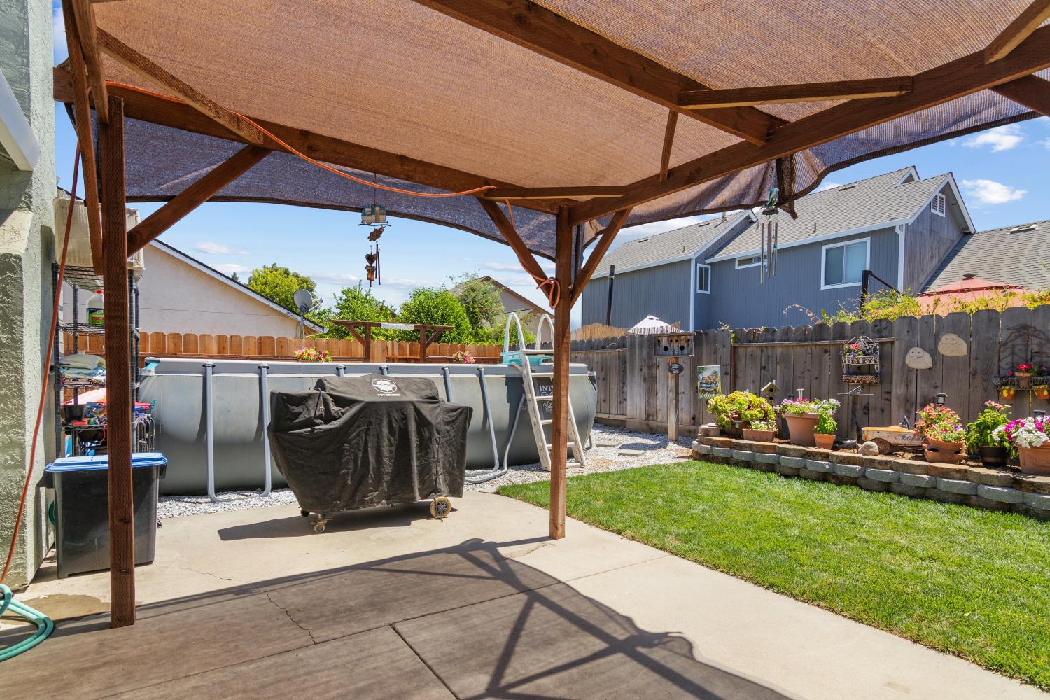 13132 Heather Dr, Waterford, CA 95386