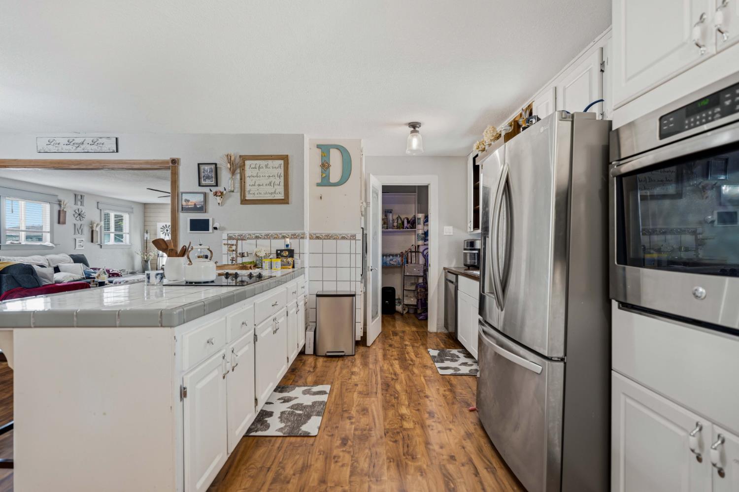 10419 Alvarado Rd, Oakdale, CA 95361