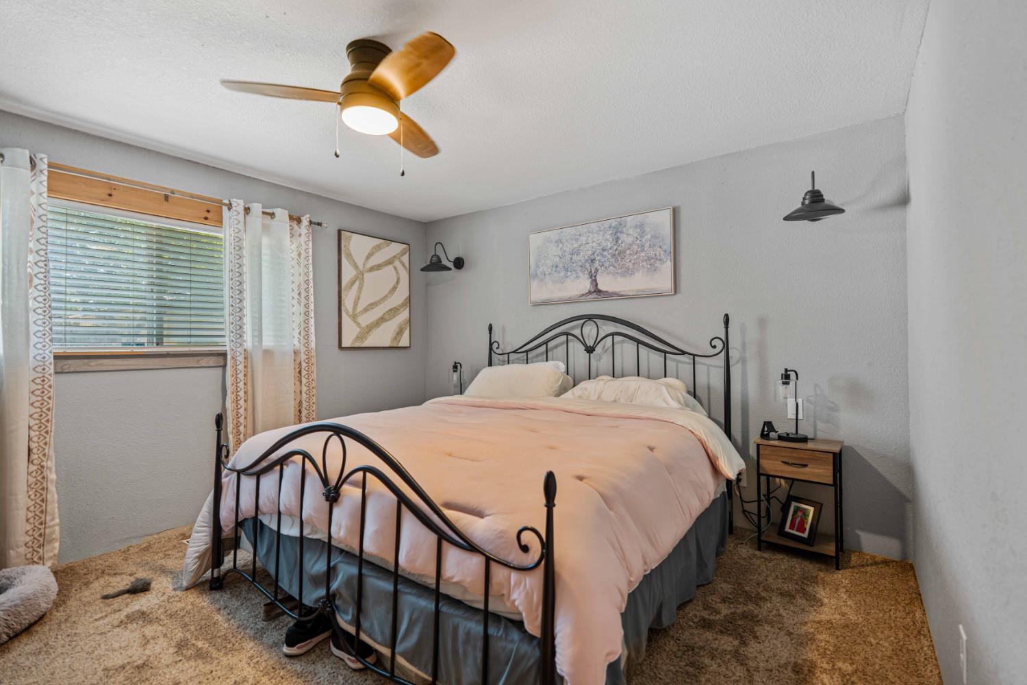 10419 Alvarado Rd, Oakdale, CA 95361