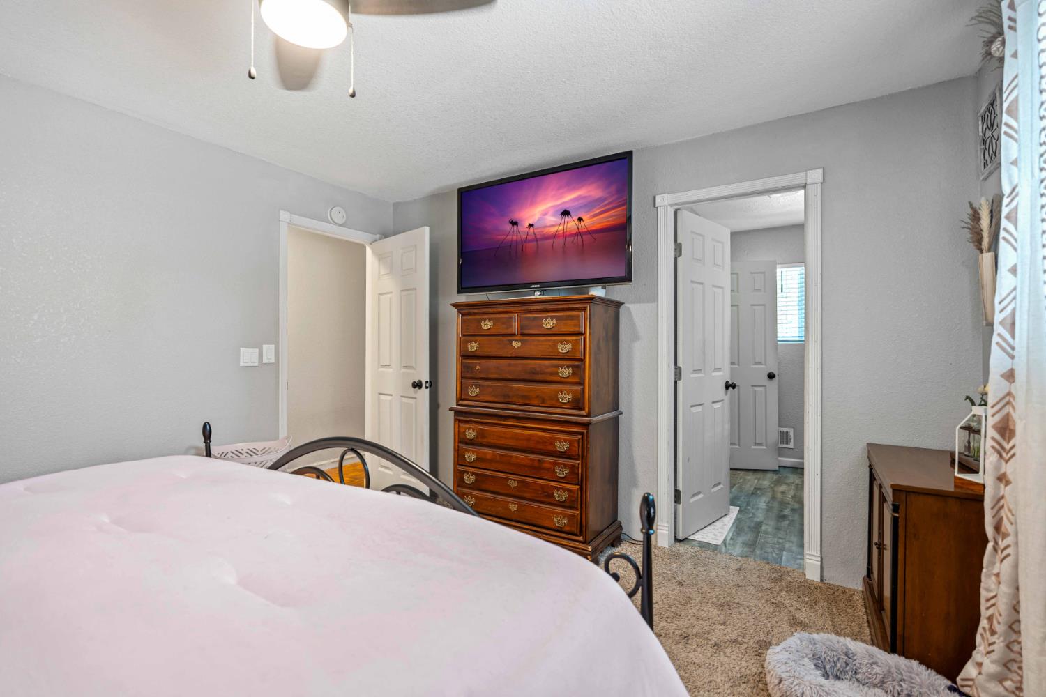 10419 Alvarado Rd, Oakdale, CA 95361