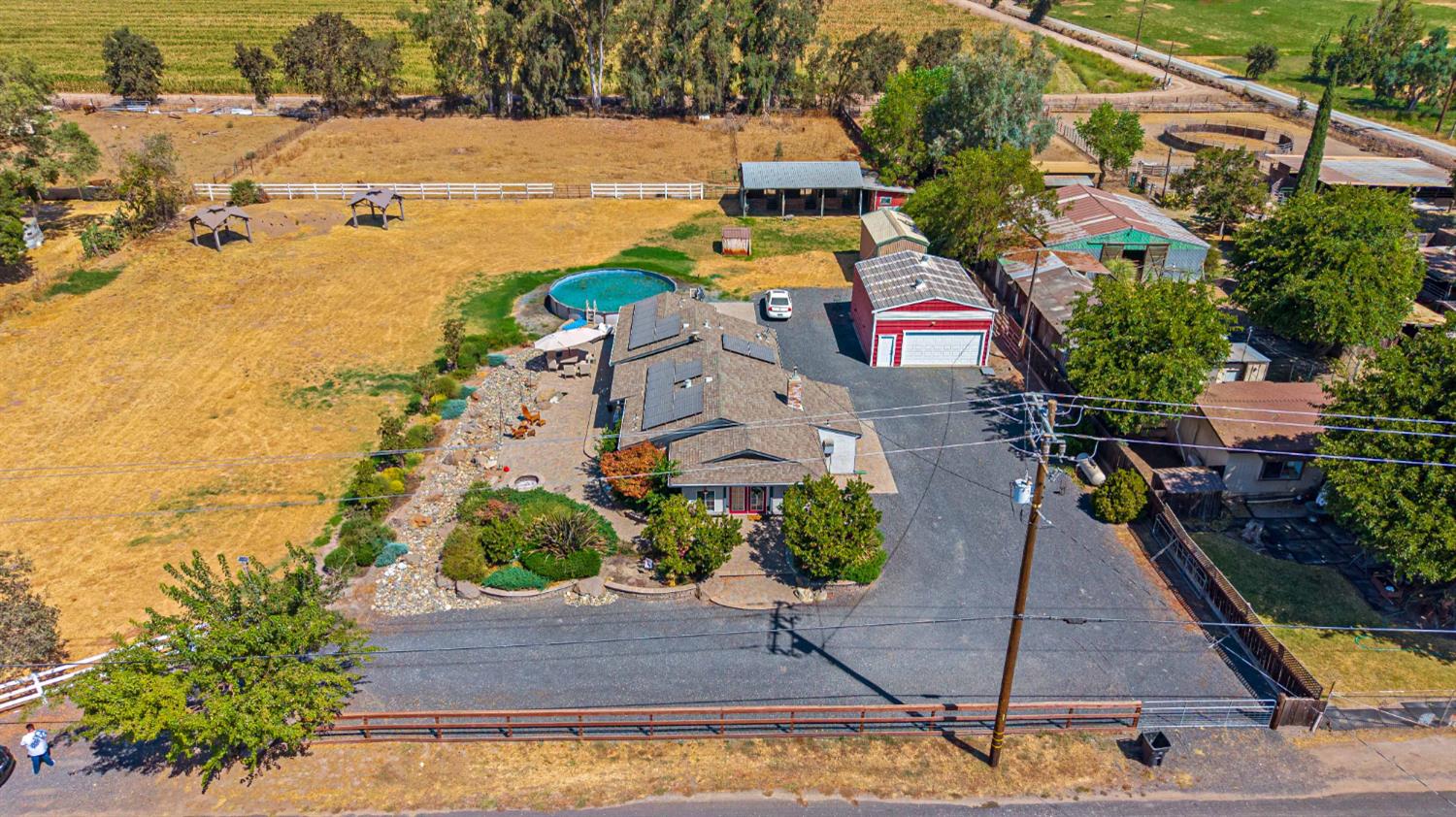 10419 Alvarado Rd, Oakdale, CA 95361