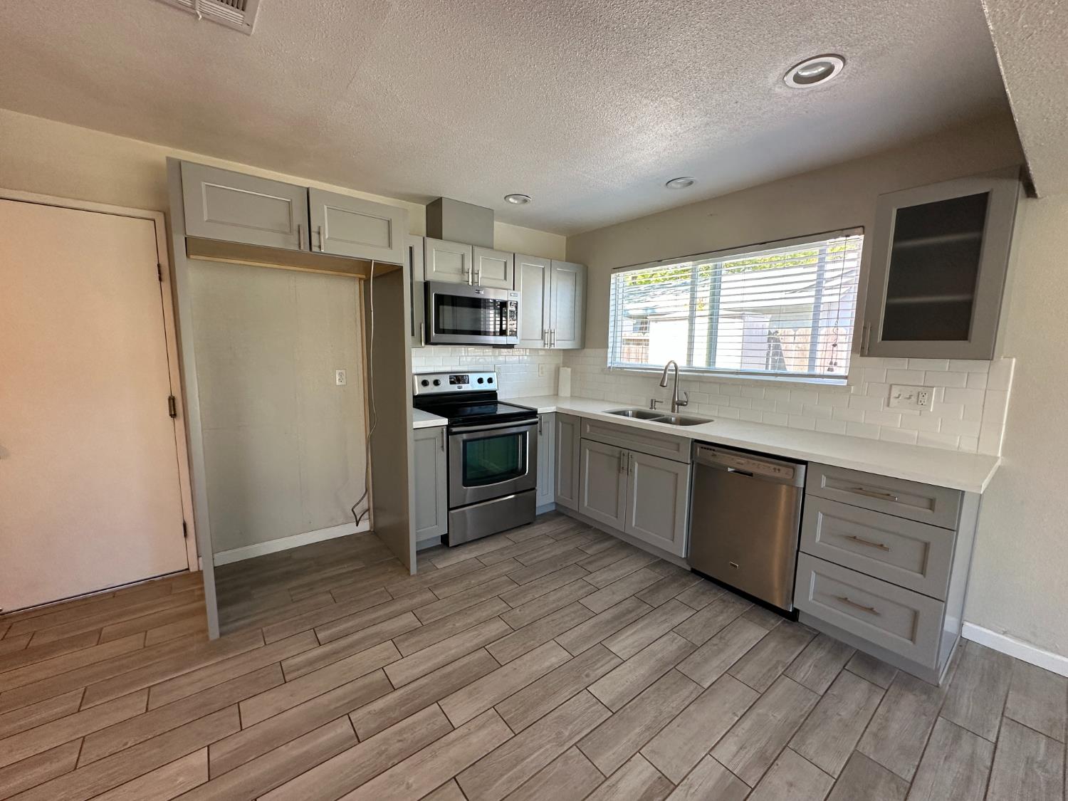 3704 Whirlaway, Modesto, CA 95356