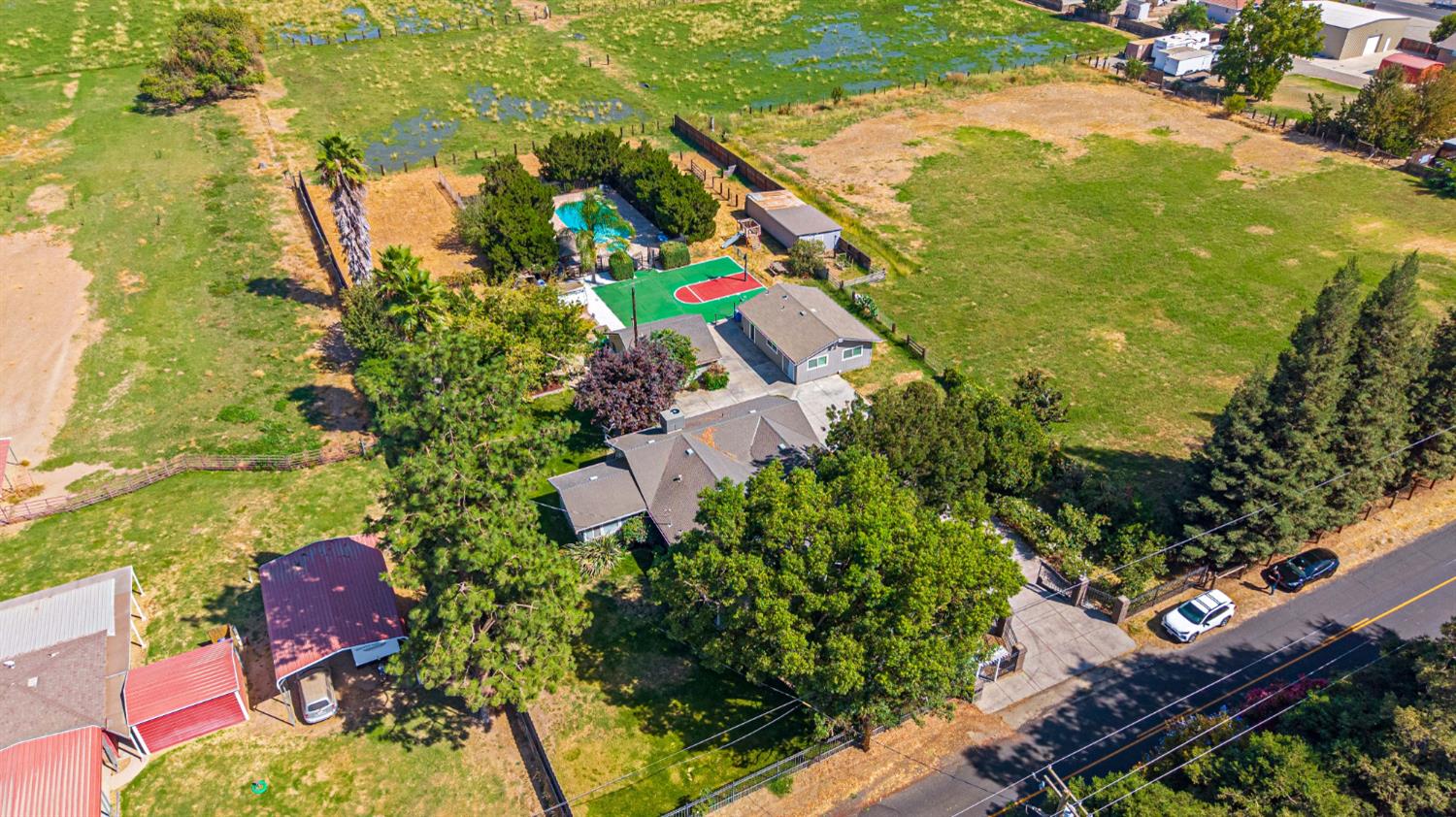 1206 Pauline Ave, Modesto, CA 95358