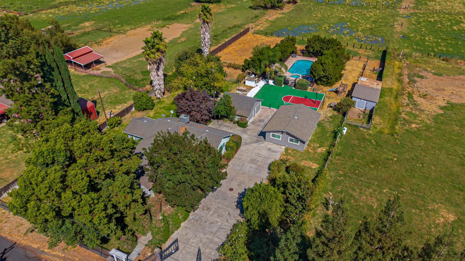 1206 Pauline Ave, Modesto, CA 95358