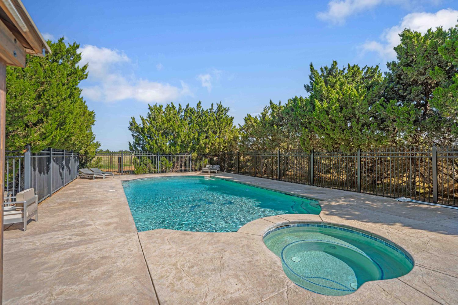 1206 Pauline Ave, Modesto, CA 95358
