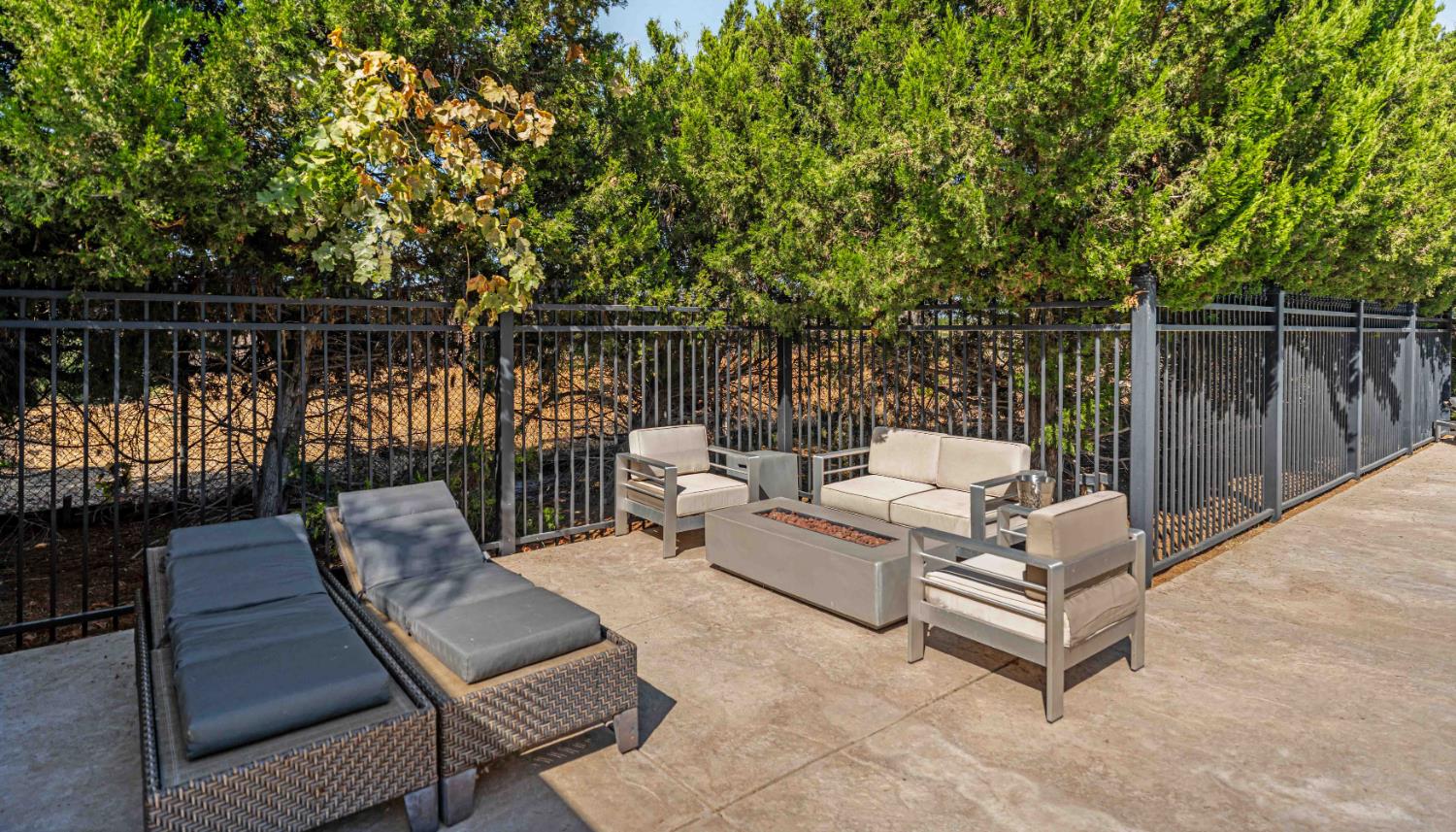 1206 Pauline Ave, Modesto, CA 95358