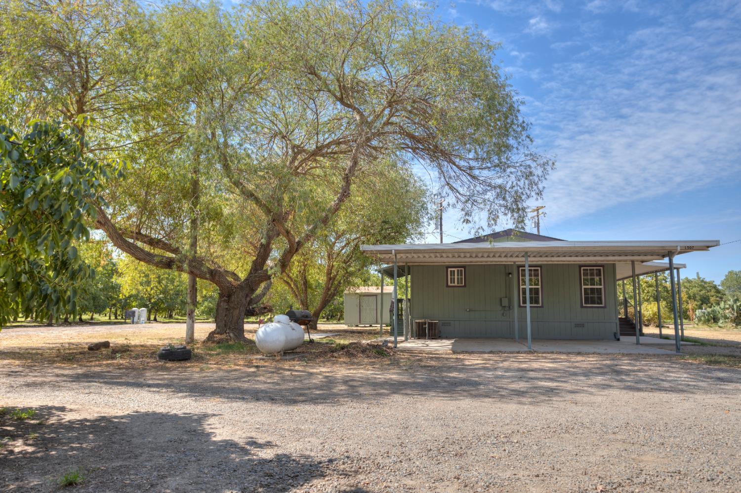1507 Old Tim Bell Rd, Waterford, CA 95386