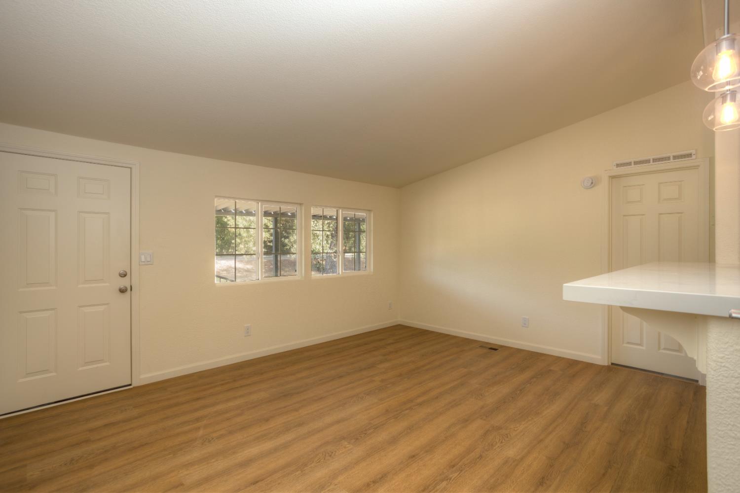 1507 Old Tim Bell Rd, Waterford, CA 95386
