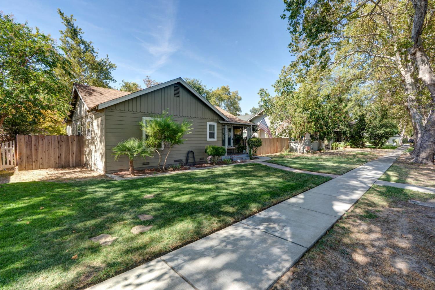 521 E Marshall, Turlock, CA 95380