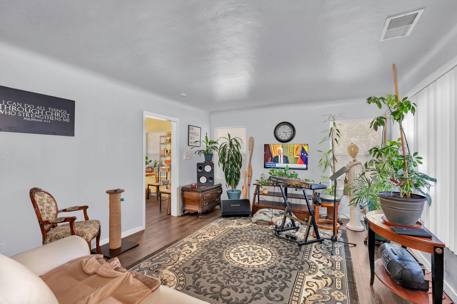 521 E Marshall, Turlock, CA 95380