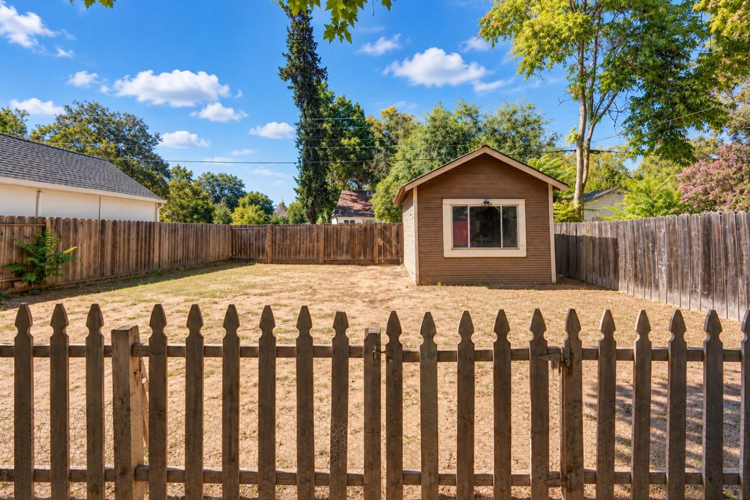 521 E Marshall, Turlock, CA 95380