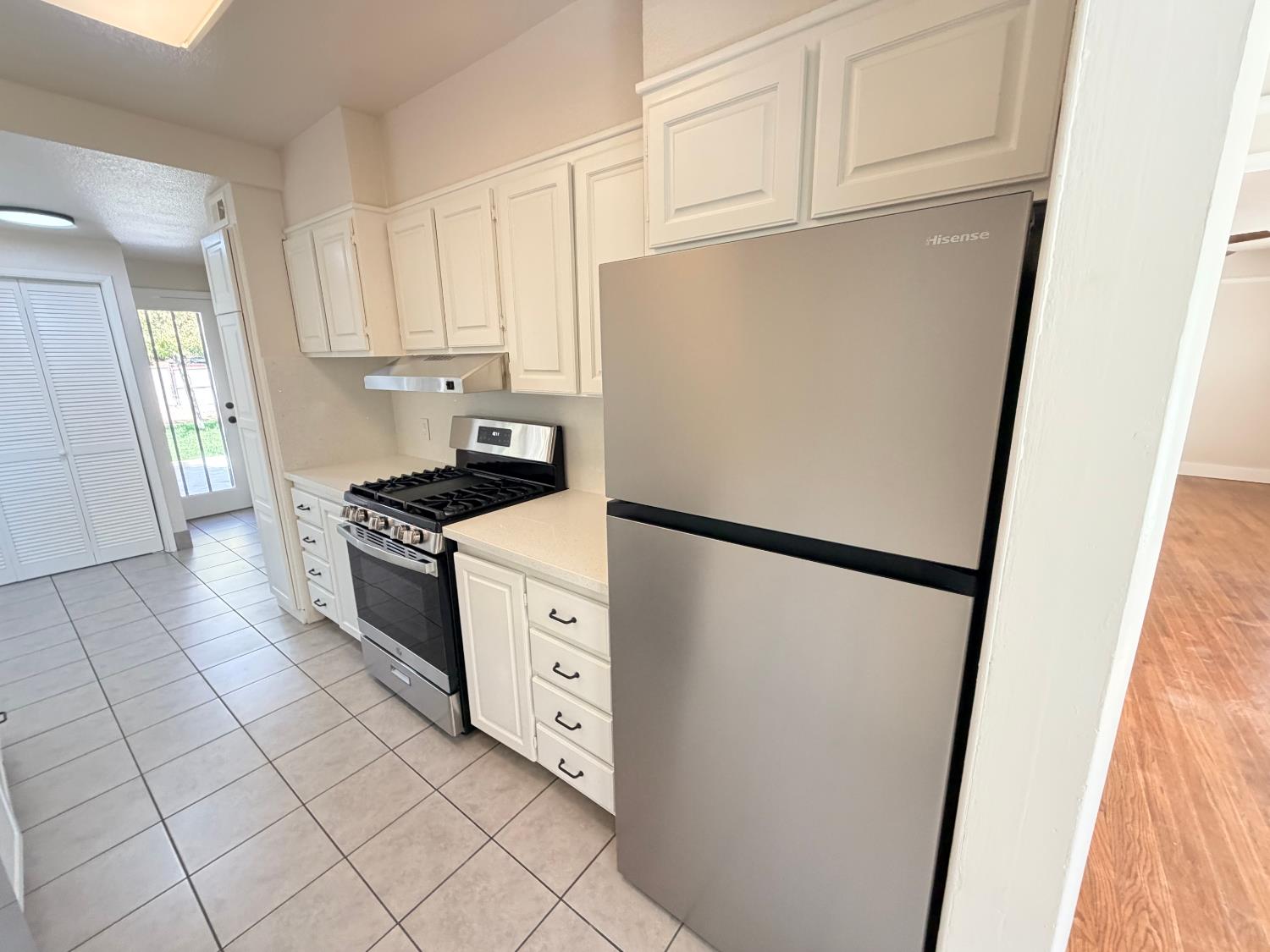 113 Walden St, Modesto, CA 95354