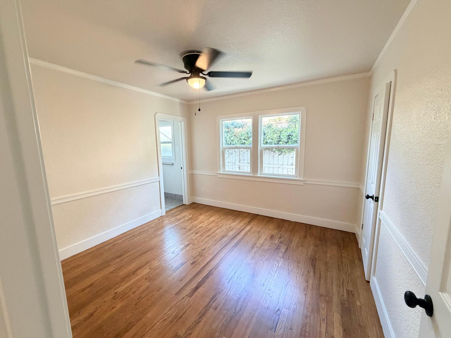 113 Walden St, Modesto, CA 95354