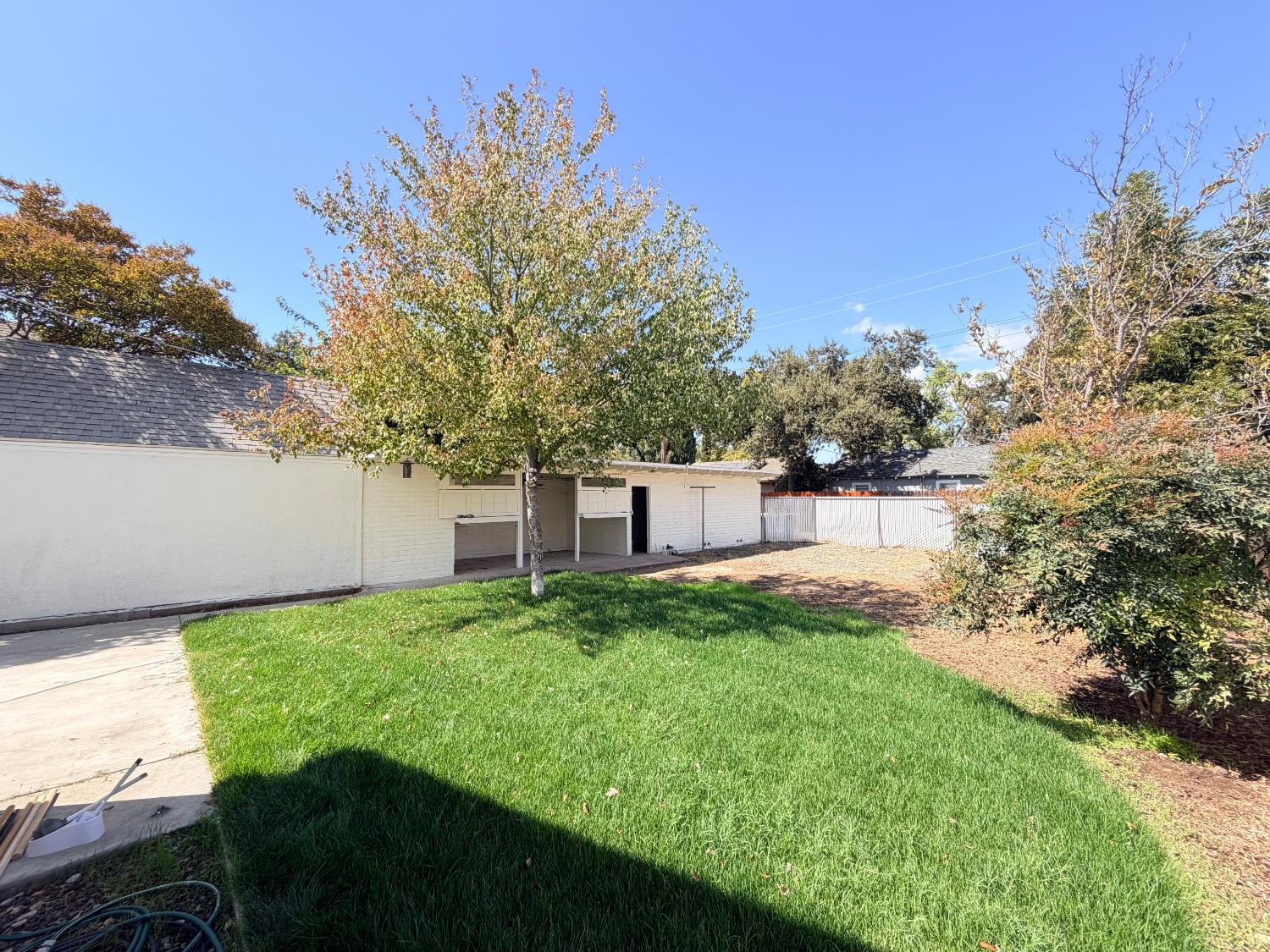 113 Walden St, Modesto, CA 95354