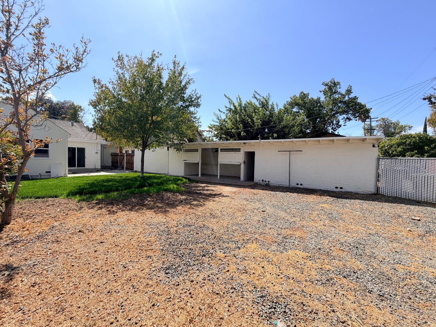 113 Walden St, Modesto, CA 95354