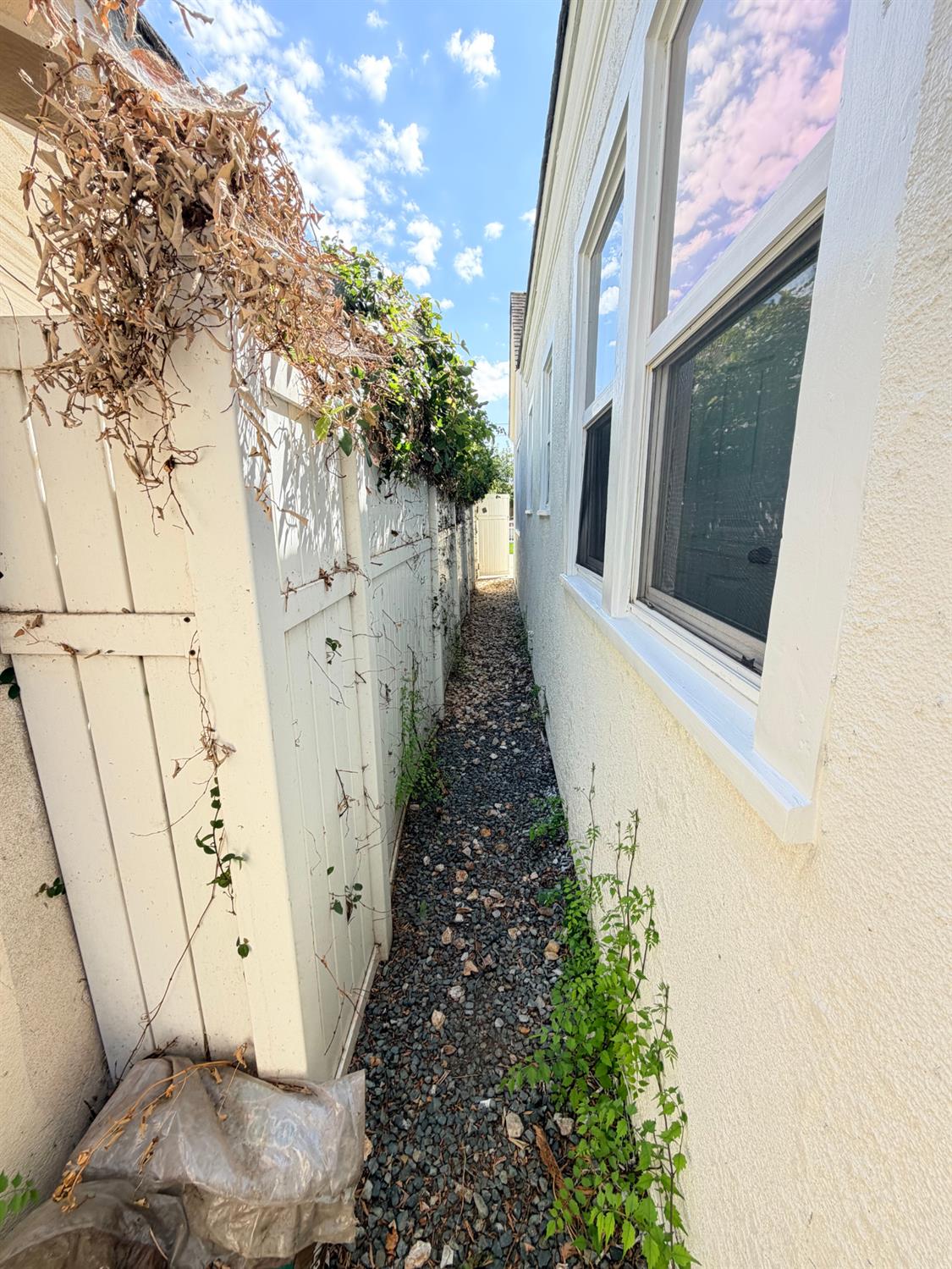 113 Walden St, Modesto, CA 95354