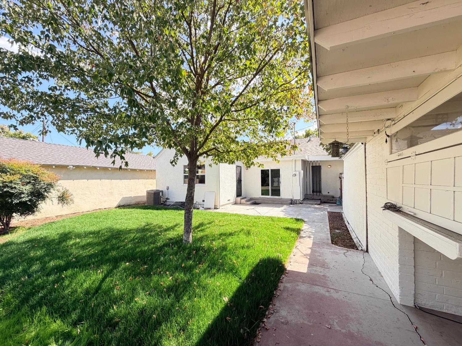 113 Walden St, Modesto, CA 95354