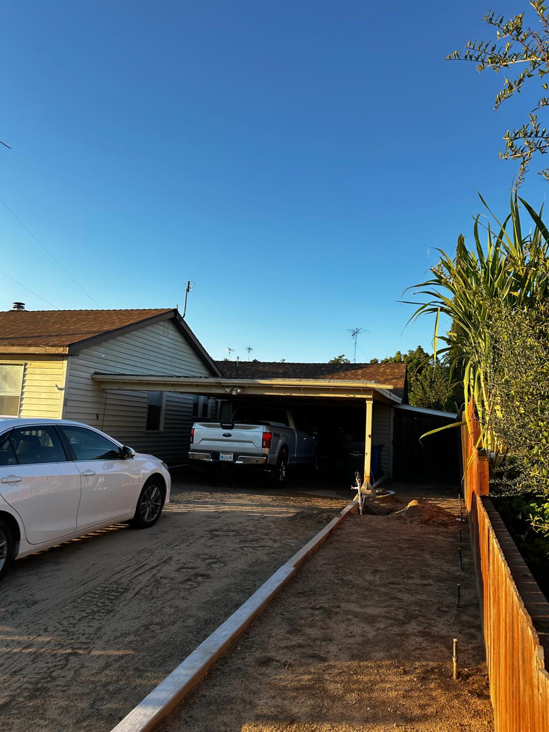 2213 River Rd, Modesto, CA 95351