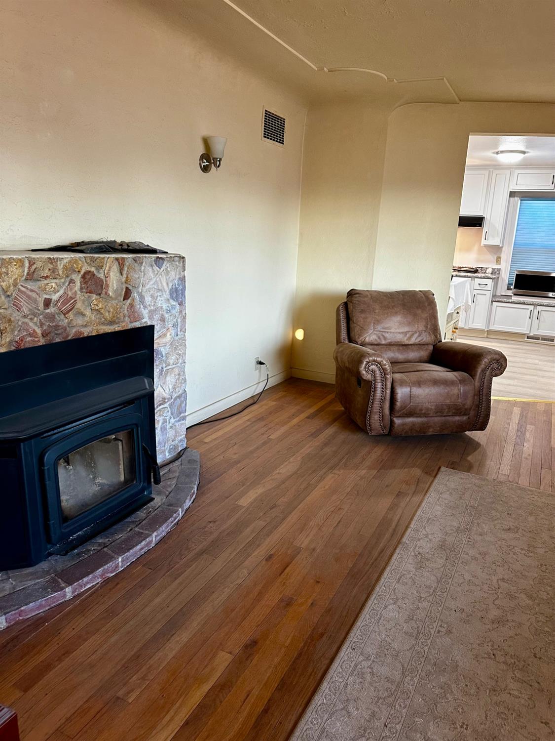2213 River Rd, Modesto, CA 95351