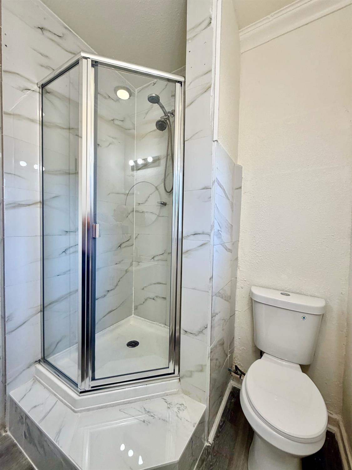 1322 N Central Ave, Modesto, CA 95351