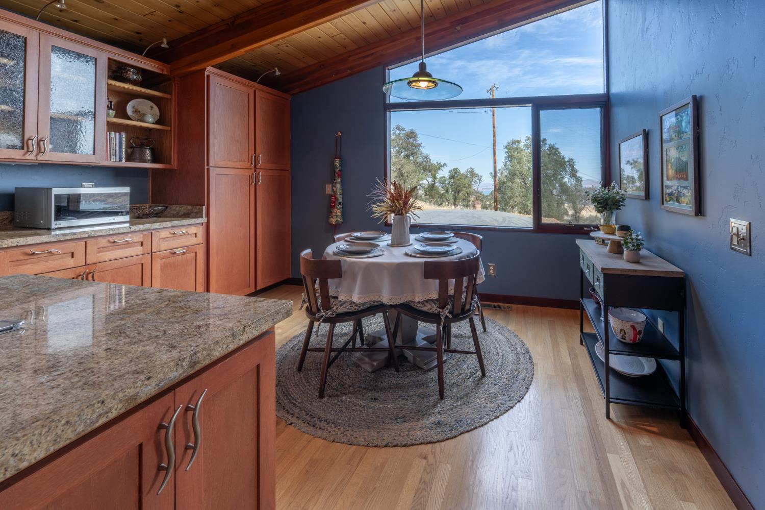9256 Lazo Way, La Grange, CA 95329