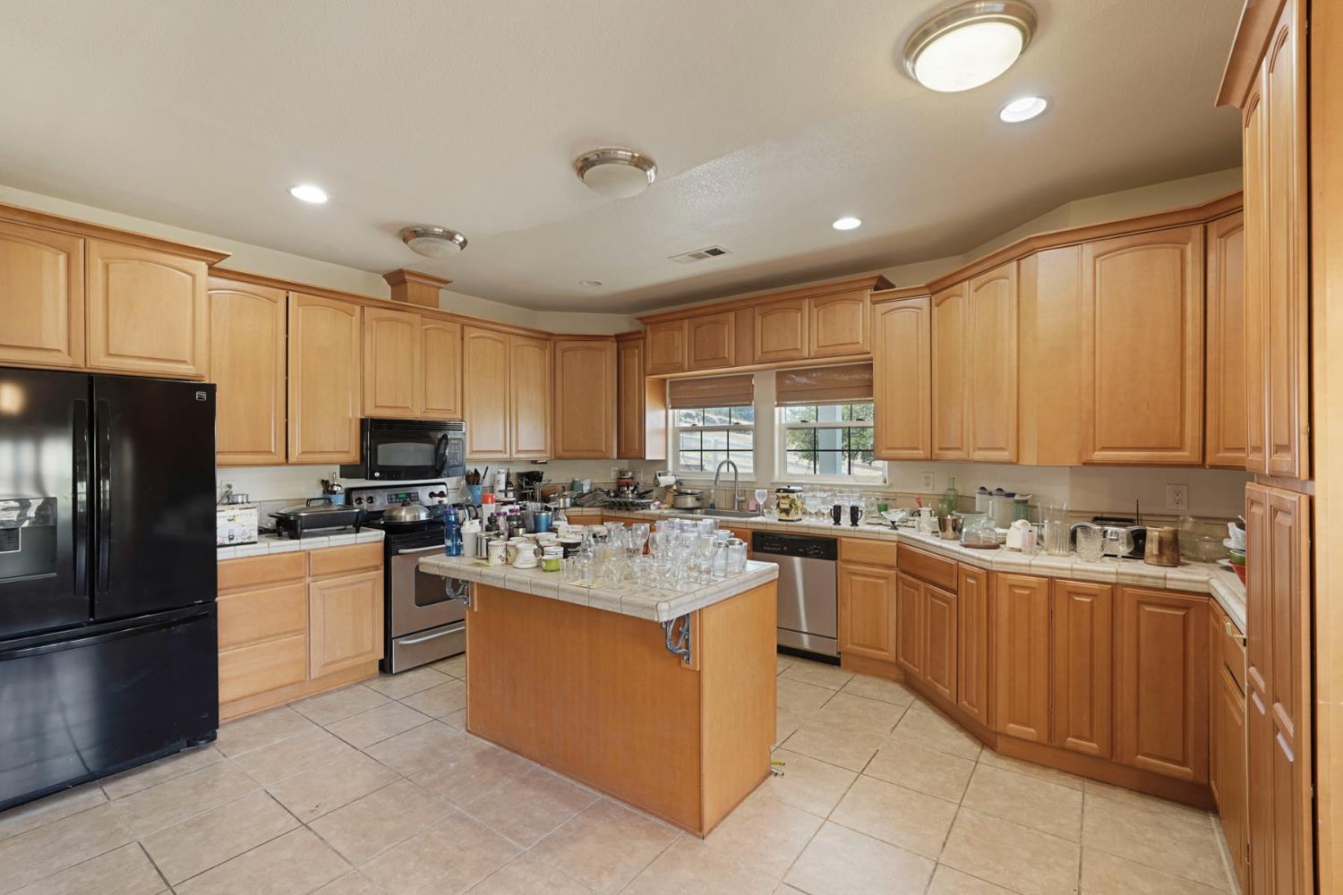 3040 Pepito Dr, La Grange, CA 95329