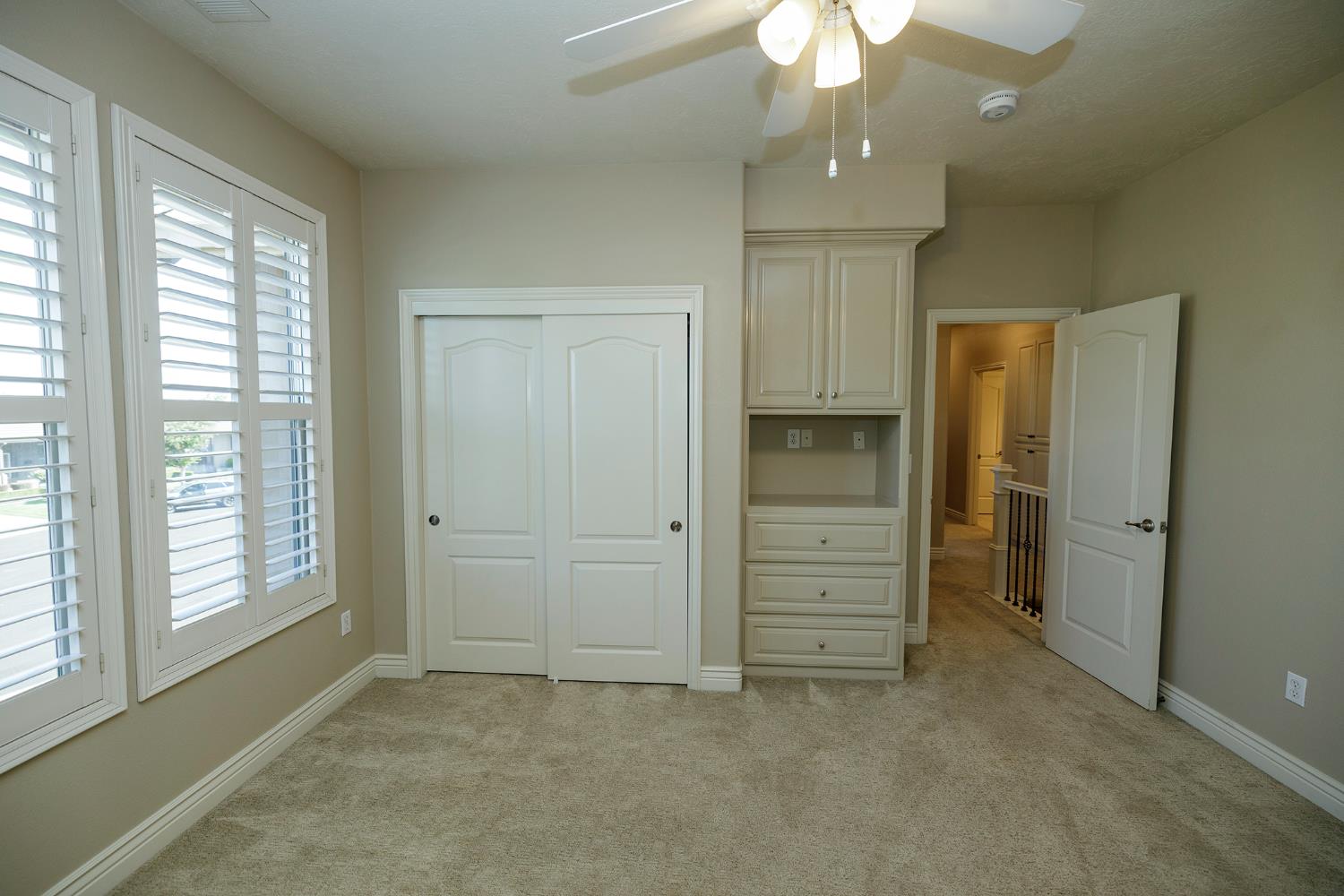 2505 Nathaniel Ct, Escalon, CA 95320