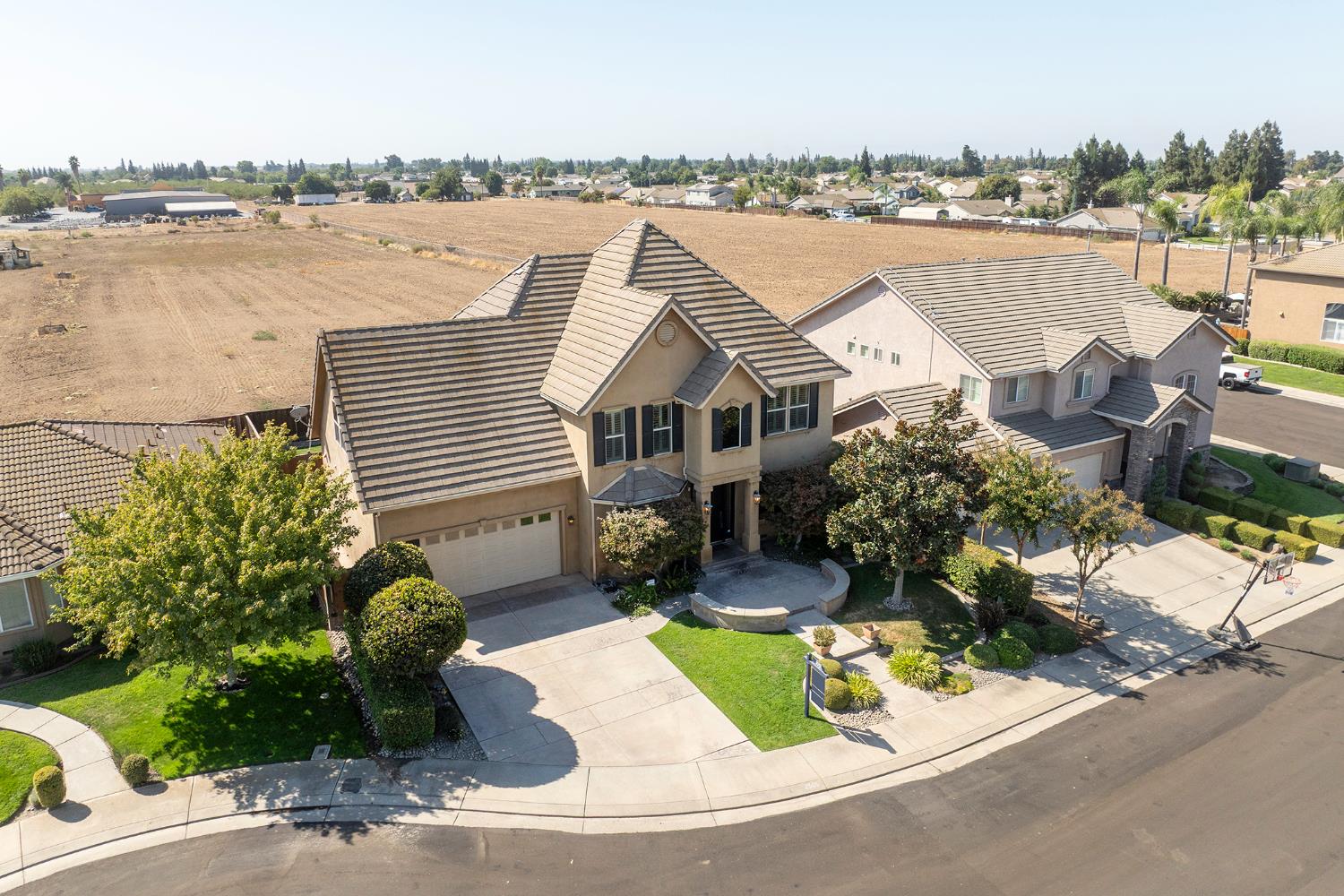 2505 Nathaniel Ct, Escalon, CA 95320