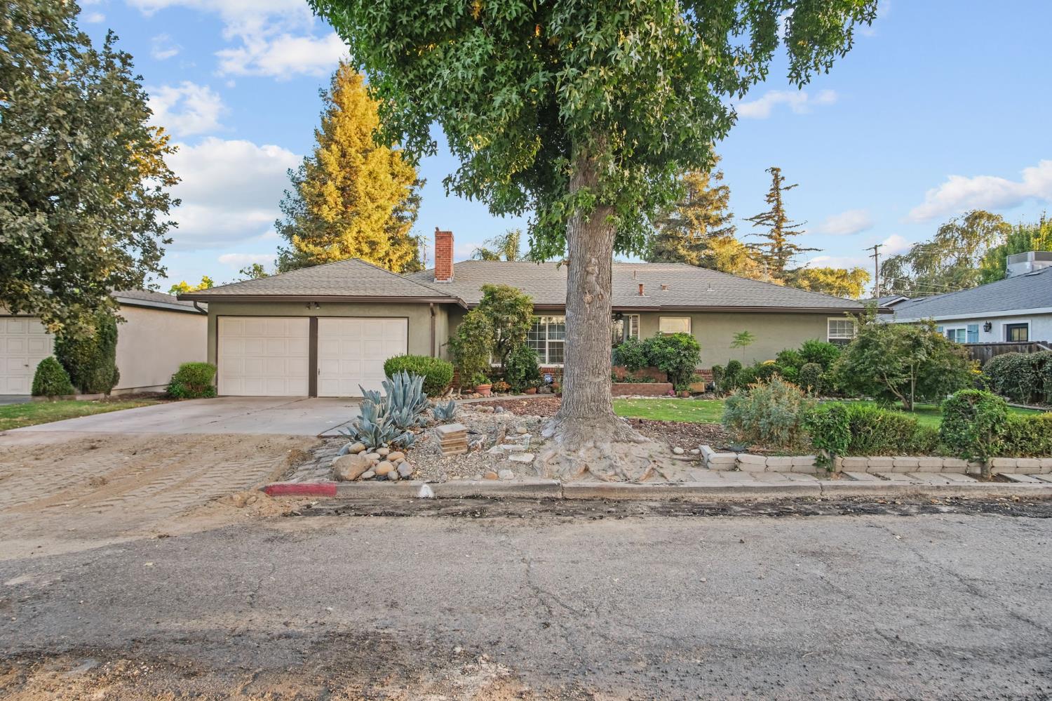1520 E Marshall St, Turlock, CA 95380