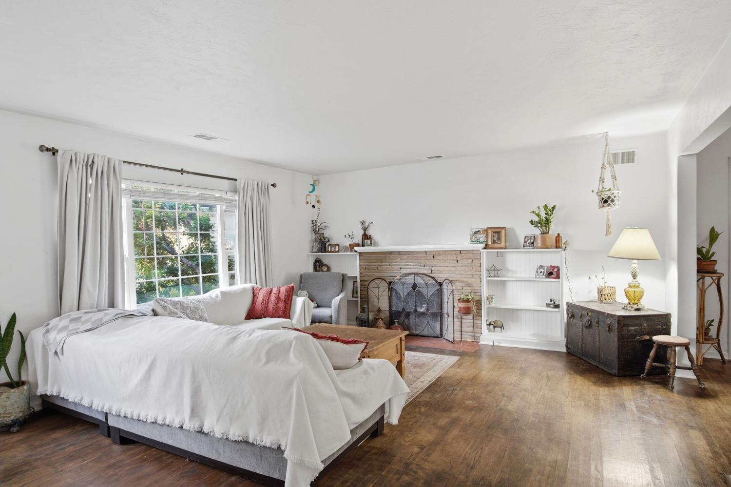 1520 E Marshall St, Turlock, CA 95380