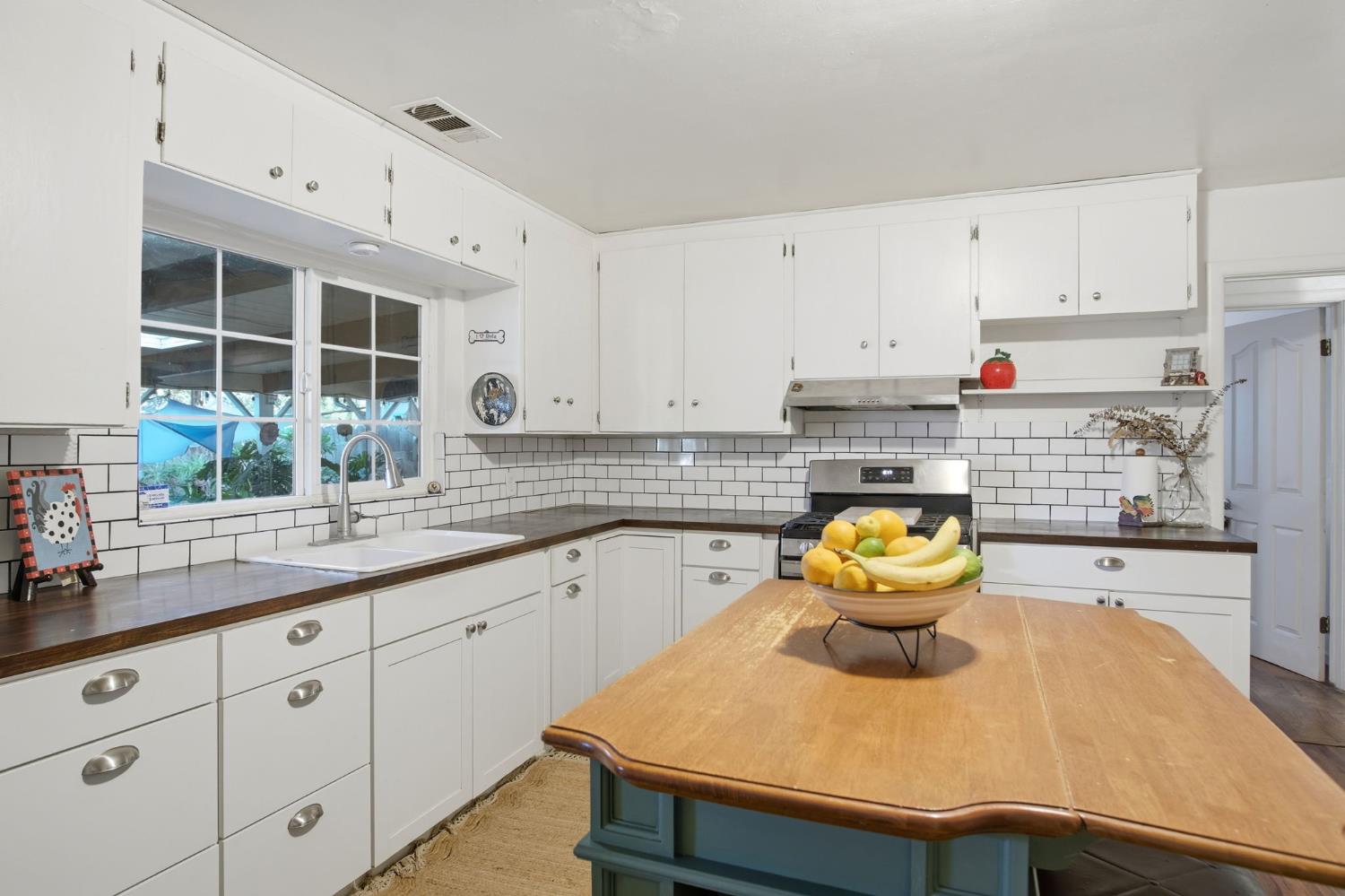 1520 E Marshall St, Turlock, CA 95380