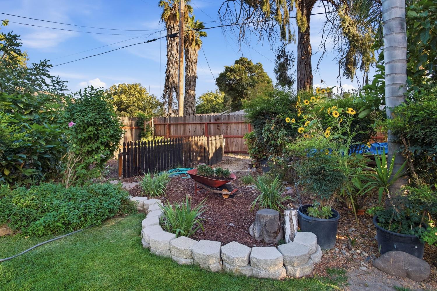 1520 E Marshall St, Turlock, CA 95380